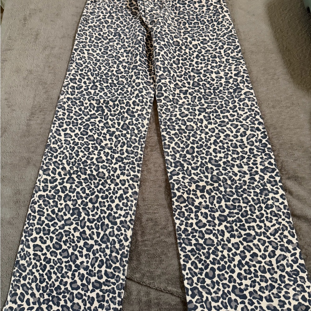 Abercrombie & Fitch High-Rise Leopard Print Jeans - Black & Cream